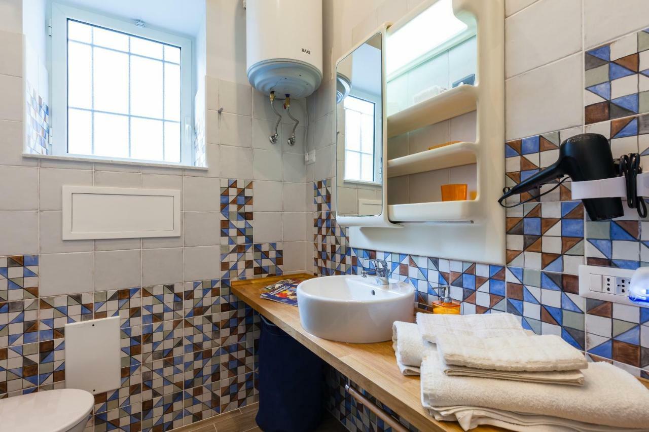 Materdei Terrace Apartment Naples Luaran gambar